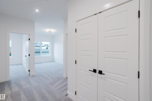 49 Renwyck Place, Spruce Grove, AB - Indoor Photo Showing Other Room