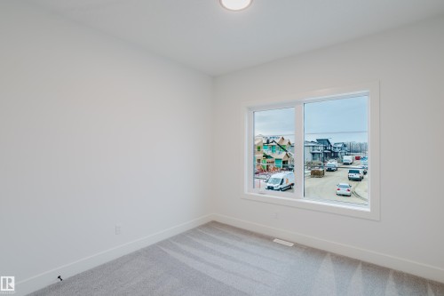 49 Renwyck Place, Spruce Grove, AB - Indoor Photo Showing Other Room