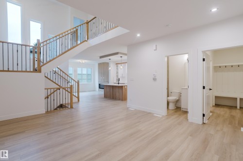 1568 Siskin Link, Edmonton, AB - Indoor Photo Showing Other Room