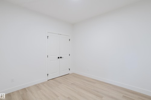 1568 Siskin Link, Edmonton, AB - Indoor Photo Showing Other Room