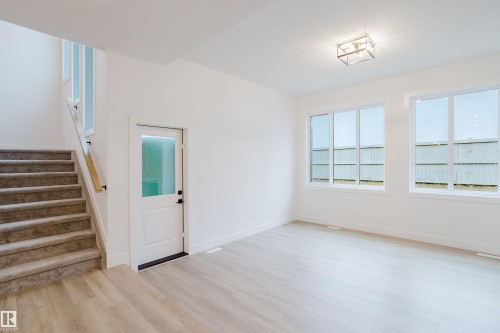 1568 Siskin Link, Edmonton, AB - Indoor Photo Showing Other Room