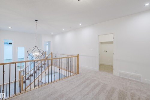 1568 Siskin Link, Edmonton, AB - Indoor Photo Showing Other Room