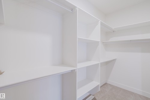 1568 Siskin Link, Edmonton, AB - Indoor With Storage