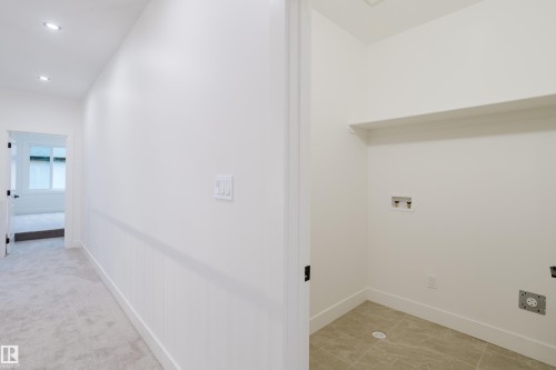 1568 Siskin Link, Edmonton, AB - Indoor Photo Showing Other Room