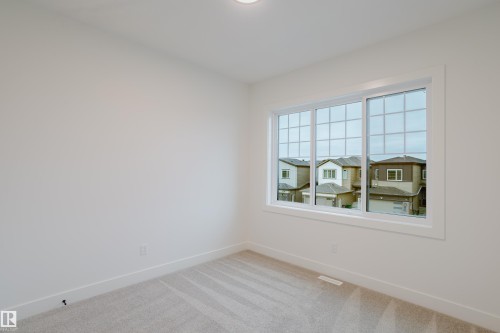 1568 Siskin Link, Edmonton, AB - Indoor Photo Showing Other Room