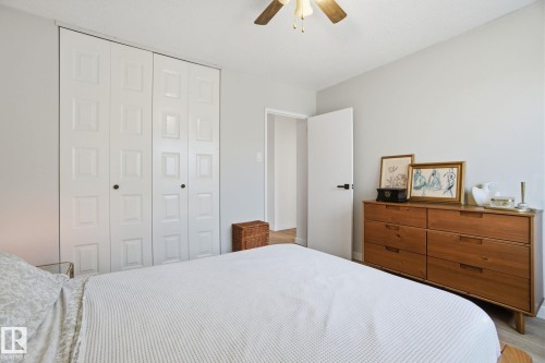 702 9940 112 Street, Edmonton, AB - Indoor Photo Showing Bedroom