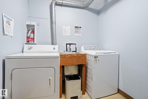 702 9940 112 Street, Edmonton, AB - Indoor Photo Showing Laundry Room