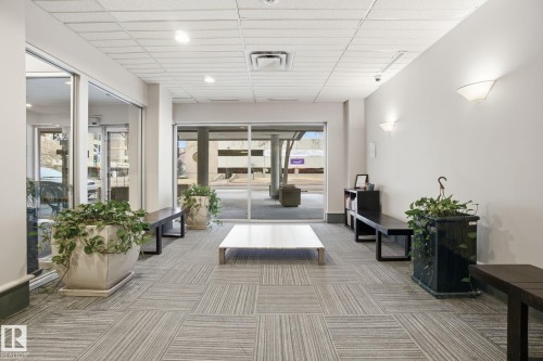 702 9940 112 Street, Edmonton, AB - Indoor Photo Showing Other Room