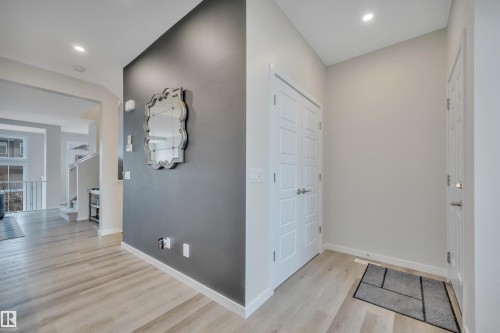 1938 Davidson Wynd, Edmonton, AB - Indoor Photo Showing Other Room