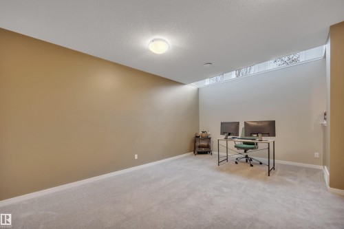 1938 Davidson Wynd, Edmonton, AB - Indoor Photo Showing Other Room