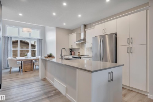1938 Davidson Wynd, Edmonton, AB - Indoor Photo Showing Kitchen With Double Sink With Upgraded Kitchen