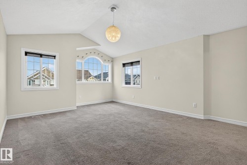 7915 18 Ave Sw, Edmonton, AB - Indoor Photo Showing Other Room