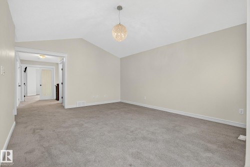 7915 18 Ave Sw, Edmonton, AB - Indoor Photo Showing Other Room