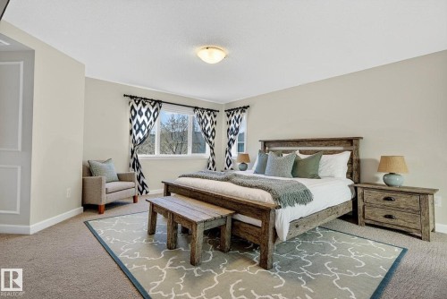 7915 18 Ave Sw, Edmonton, AB - Indoor Photo Showing Bedroom