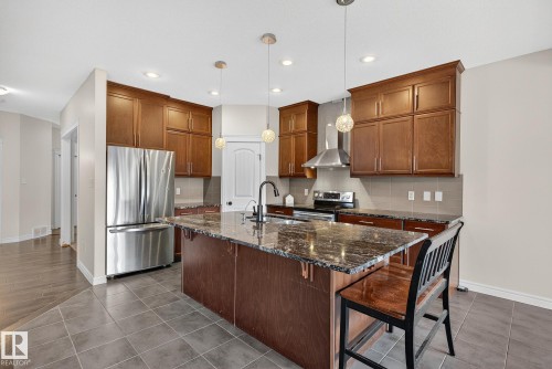7915 18 Ave Sw, Edmonton, AB - Indoor Photo Showing Kitchen With Double Sink With Upgraded Kitchen