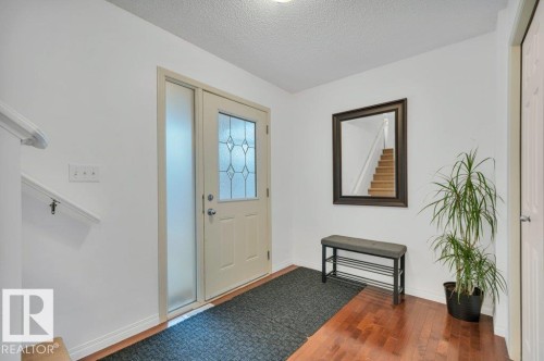 7620 11 Avenue, Edmonton, AB - Indoor Photo Showing Other Room