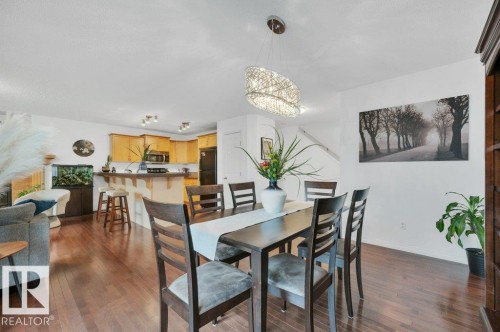 7620 11 Avenue, Edmonton, AB - Indoor Photo Showing Dining Room