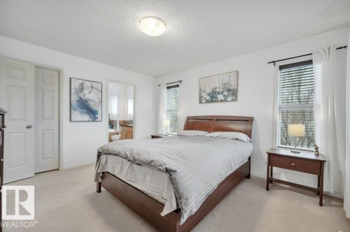 7620 11 Avenue, Edmonton, AB - Indoor Photo Showing Bedroom