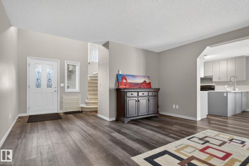 3811 Mclean Close, Edmonton, AB - Indoor Photo Showing Other Room