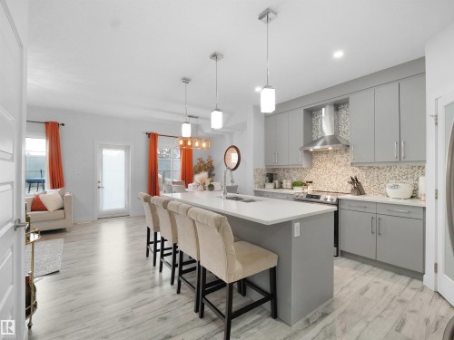 7256 Chivers Place, Edmonton, AB - Indoor Photo Showing Kitchen With Upgraded Kitchen