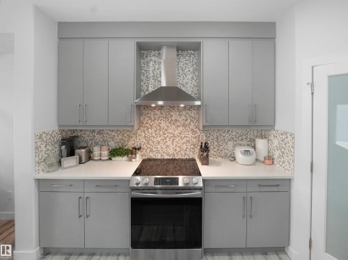 7256 Chivers Place, Edmonton, AB - Indoor Photo Showing Kitchen