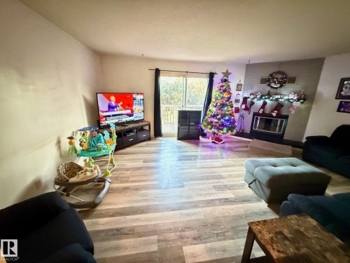 10307 150 Street, Edmonton, AB - Indoor Photo Showing Other Room