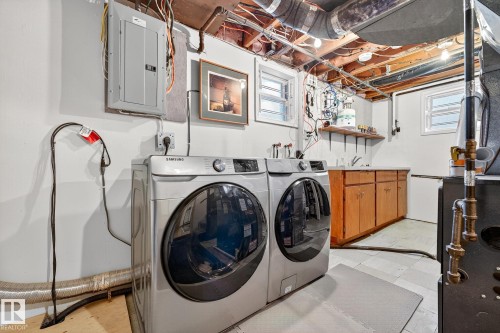 7707 111 Street, Edmonton, AB - Indoor Photo Showing Laundry Room