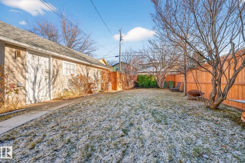 7707 111 Street, Edmonton, AB - Outdoor