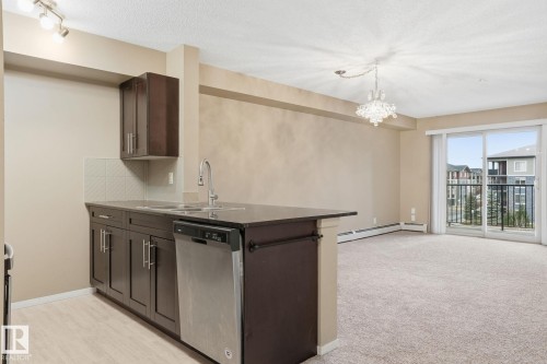 335 3315 James Mowatt Trail, Edmonton, AB - Indoor Photo Showing Kitchen
