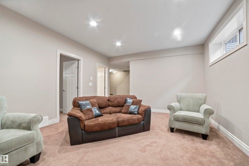 753 173B Street, Edmonton, AB - Indoor