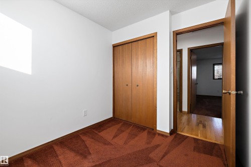10652 10 Avenue, Edmonton, AB - Indoor Photo Showing Other Room