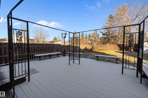 10652 10 Avenue, Edmonton, AB - Outdoor