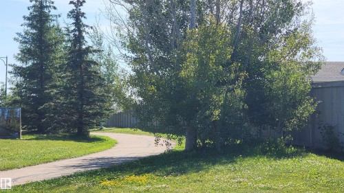 4000 Aspen Way, Leduc, AB - Outdoor