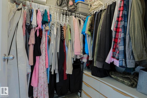 4000 Aspen Way, Leduc, AB - Indoor With Storage