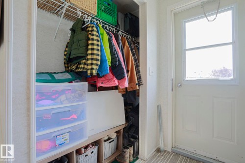 4000 Aspen Way, Leduc, AB - Indoor