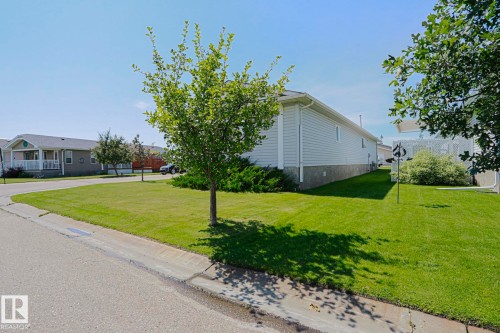 4000 Aspen Way, Leduc, AB - Outdoor
