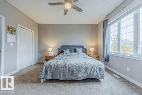 7386 Edgemont Way, Edmonton, AB - Indoor Photo Showing Bedroom