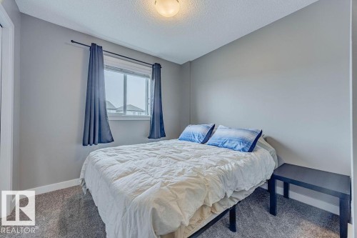 7386 Edgemont Way, Edmonton, AB - Indoor Photo Showing Bedroom