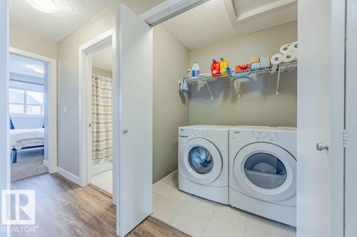 7386 Edgemont Way, Edmonton, AB - Indoor Photo Showing Laundry Room