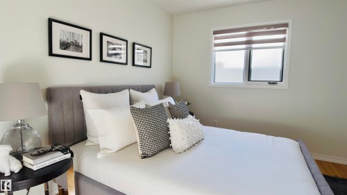 15508 69 Street, Edmonton, AB - Indoor Photo Showing Bedroom