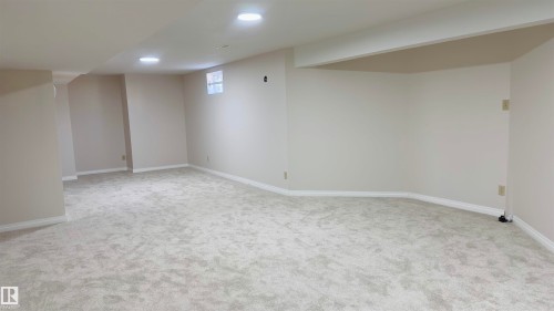 15508 69 Street, Edmonton, AB - Indoor