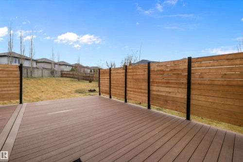 1445 Wates Link, Edmonton, AB - Outdoor