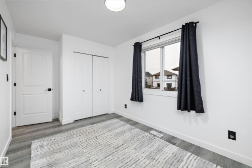 1445 Wates Link, Edmonton, AB - Indoor