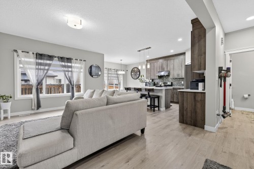 149 Awentia Street, Leduc, AB - Indoor Photo Showing Living Room