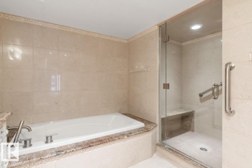 1503 11503 100 Avenue, Edmonton, AB - Indoor Photo Showing Bathroom