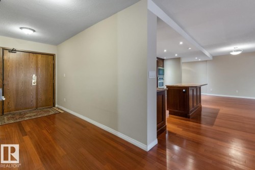 1503 11503 100 Avenue, Edmonton, AB - Indoor Photo Showing Other Room