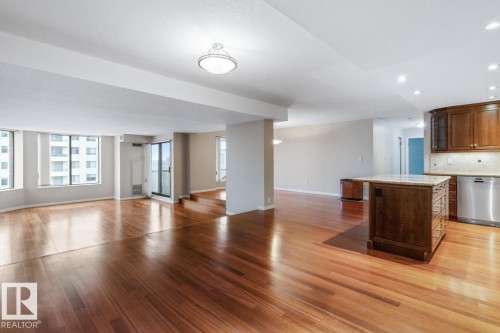 1503 11503 100 Avenue, Edmonton, AB - Indoor Photo Showing Other Room