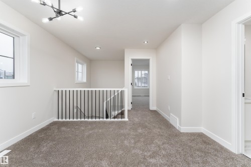 34 Westwyck Link, Spruce Grove, AB - Indoor Photo Showing Other Room