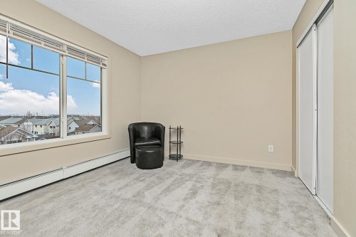 413 6084 Stanton Drive, Edmonton, AB - Indoor Photo Showing Other Room