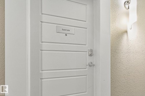 413 6084 Stanton Drive, Edmonton, AB -  Photo Showing Other Room